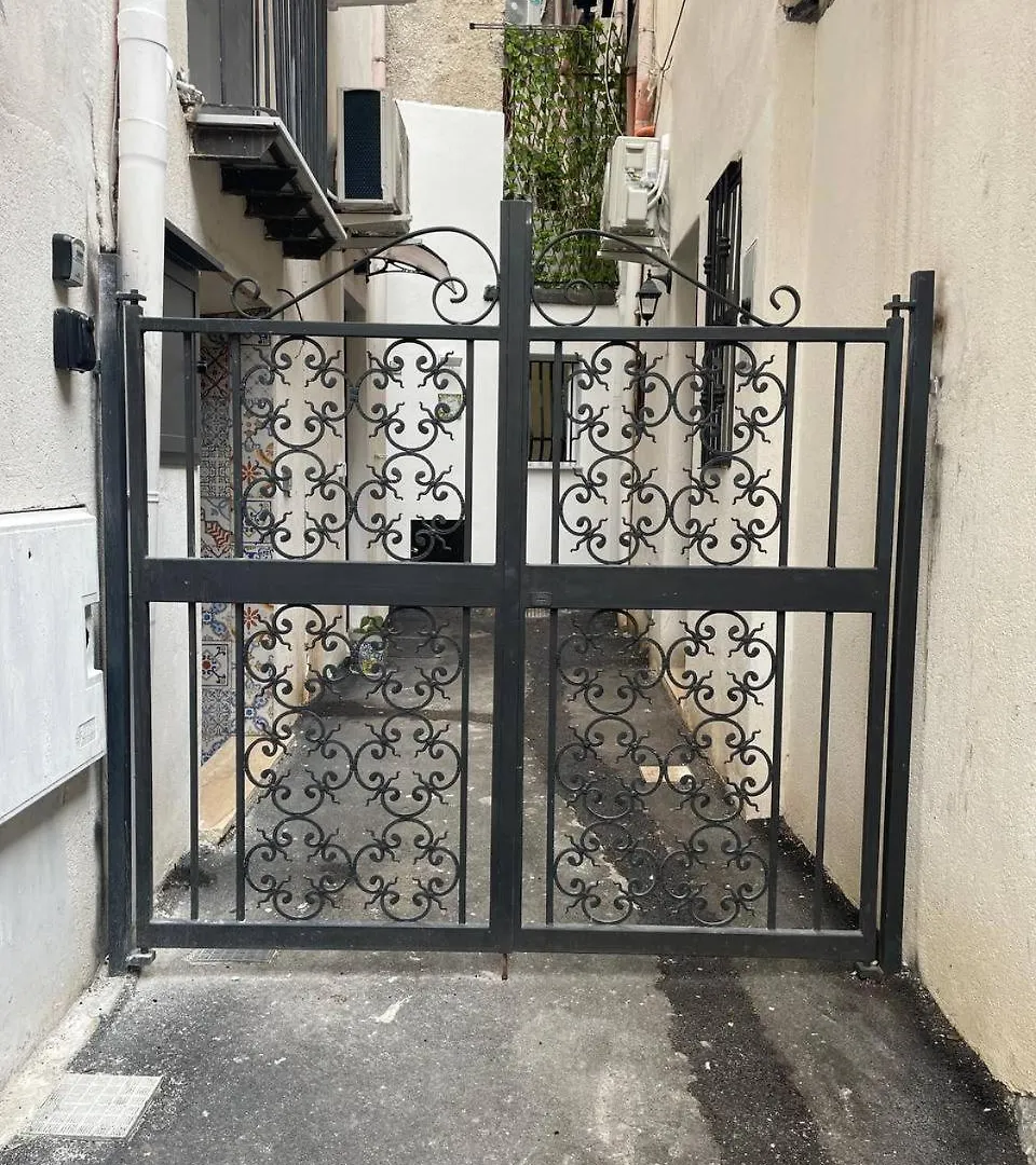 Appartement Nel Vicoletto House à Palerme Italie